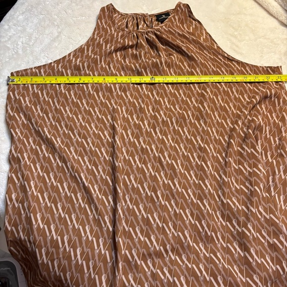 NWT Worthington Top Brown Tan W Patterned Sleeveless Blouse Flowy Oversized New - Picture 13 of 15